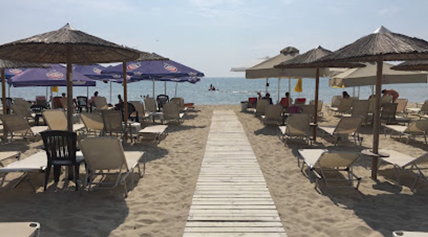 Koukoutsi Beach Bar