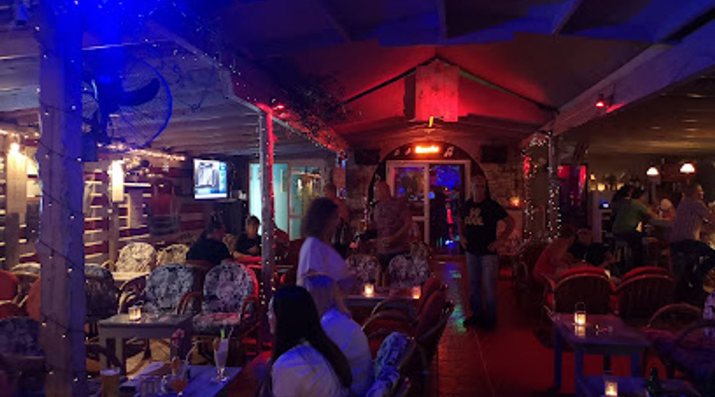memories Bar
