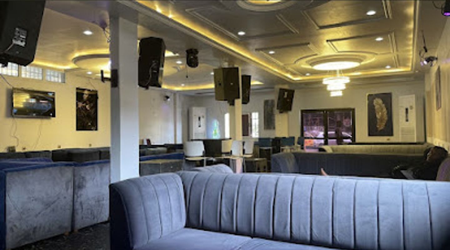 Ham's lounge
