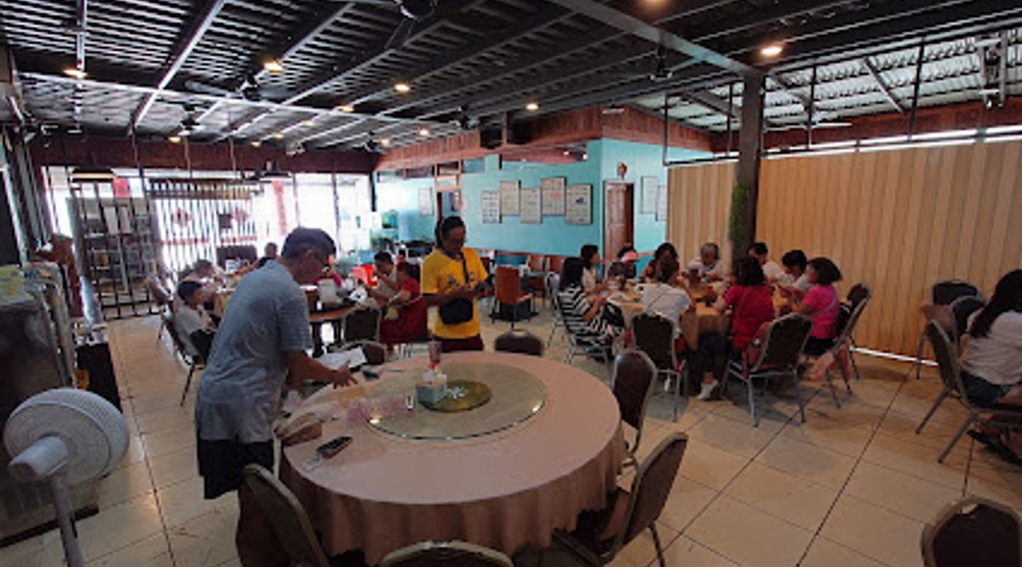7 Eat Restaurant
