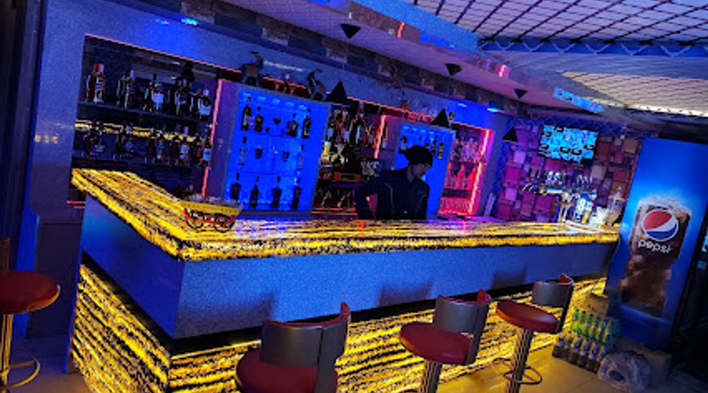 Liquor Bar & Restaurant