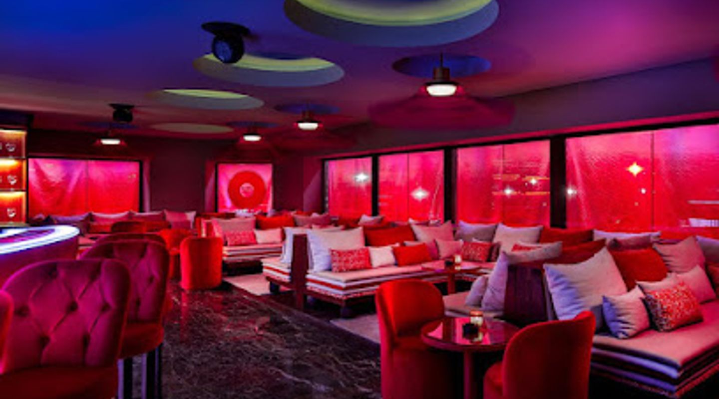 Red Lounge By Campari