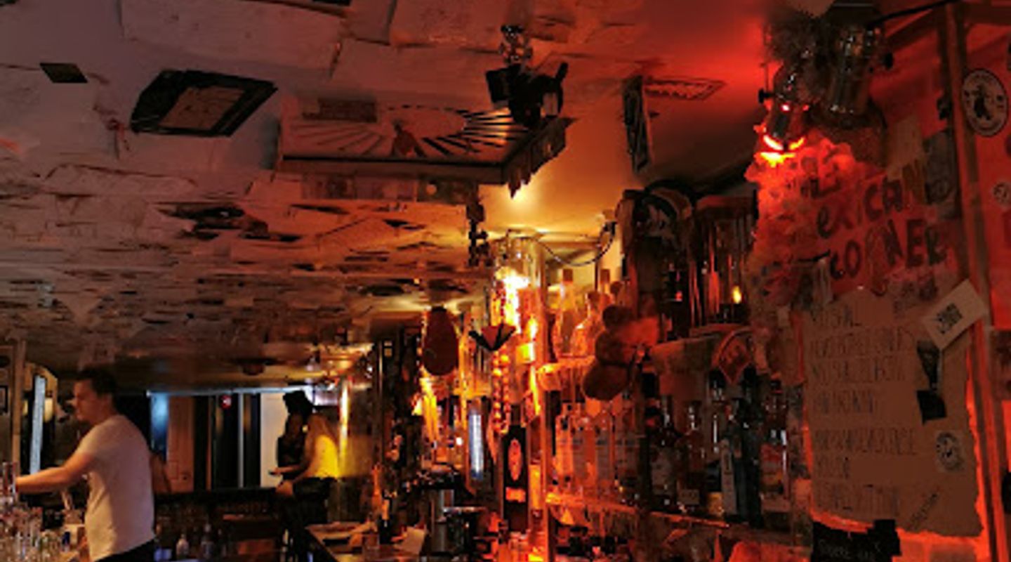 Bar Circus