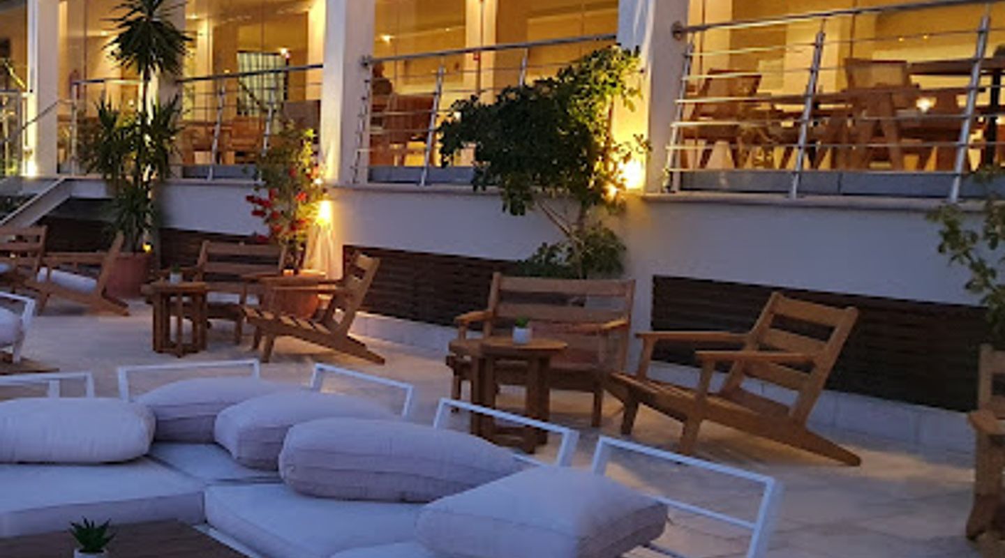 Akrotiri Hotel Bar