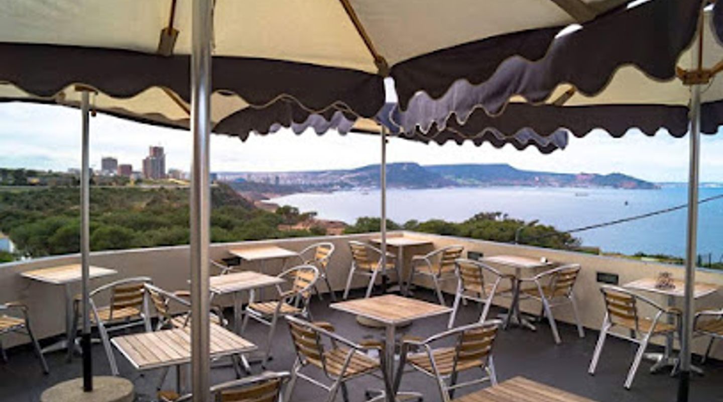 Sunset canastel Restaurant / coffret shop