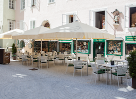 Lackner's Bar & Cafe