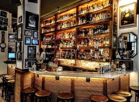 Farola Cocktail Bar Barcelona