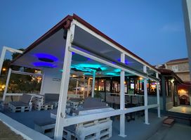 Beach bar Relax