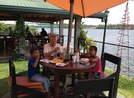 Pier88 River Bar/cafe/Restaurant/pizzeria