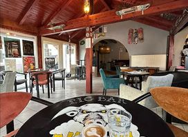 PIG BAR