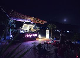 Nouvelle Vague Tirana