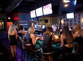 FL's Bar & Lounge