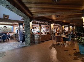 Villa Nova Bar