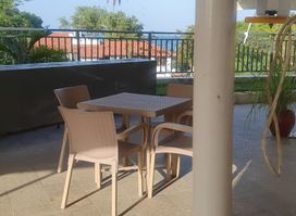 Endabash Pub, Palm Village, Mikocheni