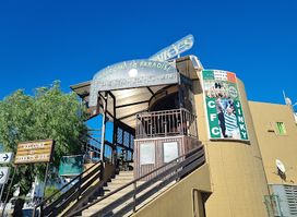 Jinky's Bar