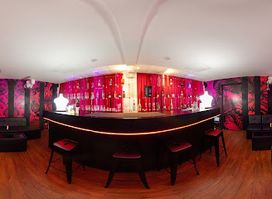 Hunter House Club