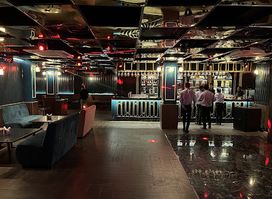 Buzz Bar & Lounge