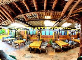 Safari Inn Bar & Restaurant