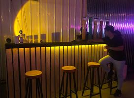 Hydeout Bar