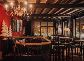 Papa Caesar - lounge bar