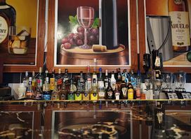Punch's Bar & Licorería