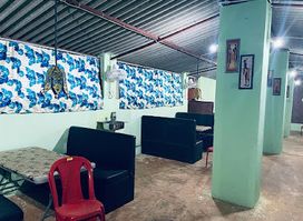 Urmi bar & resturent