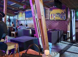 Maasai Lounge