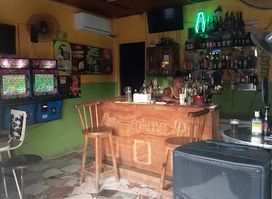 Little Zahara Pub