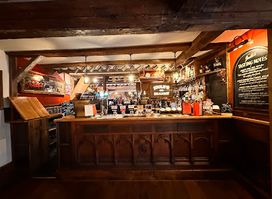Henry Tudor Inn