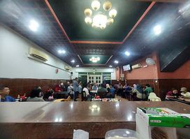 LUCKY RIVER CAFE SG LIANG