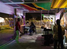 Cool Runnings Bar & Grill