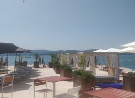 La Roche Beach Club
