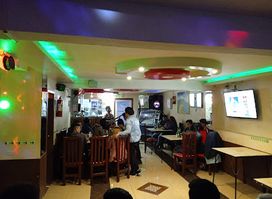 Bar Karaoke La Cocha