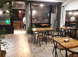 Génesis cervecería artesanal y pool
