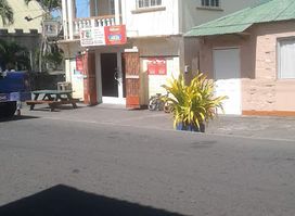 Triple R Mini Mart