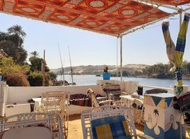 Ibiza Free Beach & Restaurants & Cafe