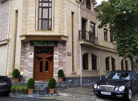 Yaffle Inn Shaki Boutique Hotel and Restaurant