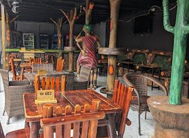Waga Lounge