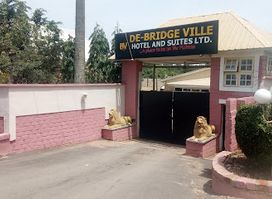De Bridge Bar & Club