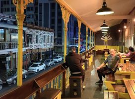 BEERHOUSE on Long