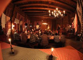 Poropirtti - Reindeer Cottage