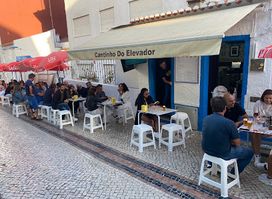 Cantinho do Elevador