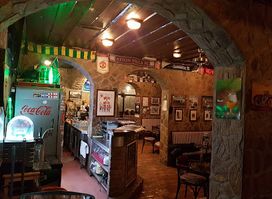 England Pub (Bar)