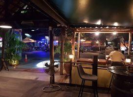 Le Pub Hua Hin