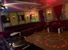 Widder Bar Club