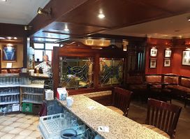 Hendersons Bar & Shop