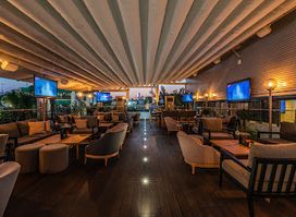 The Liquid Cafe N Bar