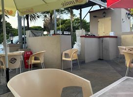 Bar Howard Garden