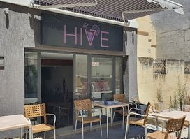 Hive Bar & Lounge