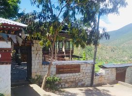 Chimi Lhakhang Organic Cafe